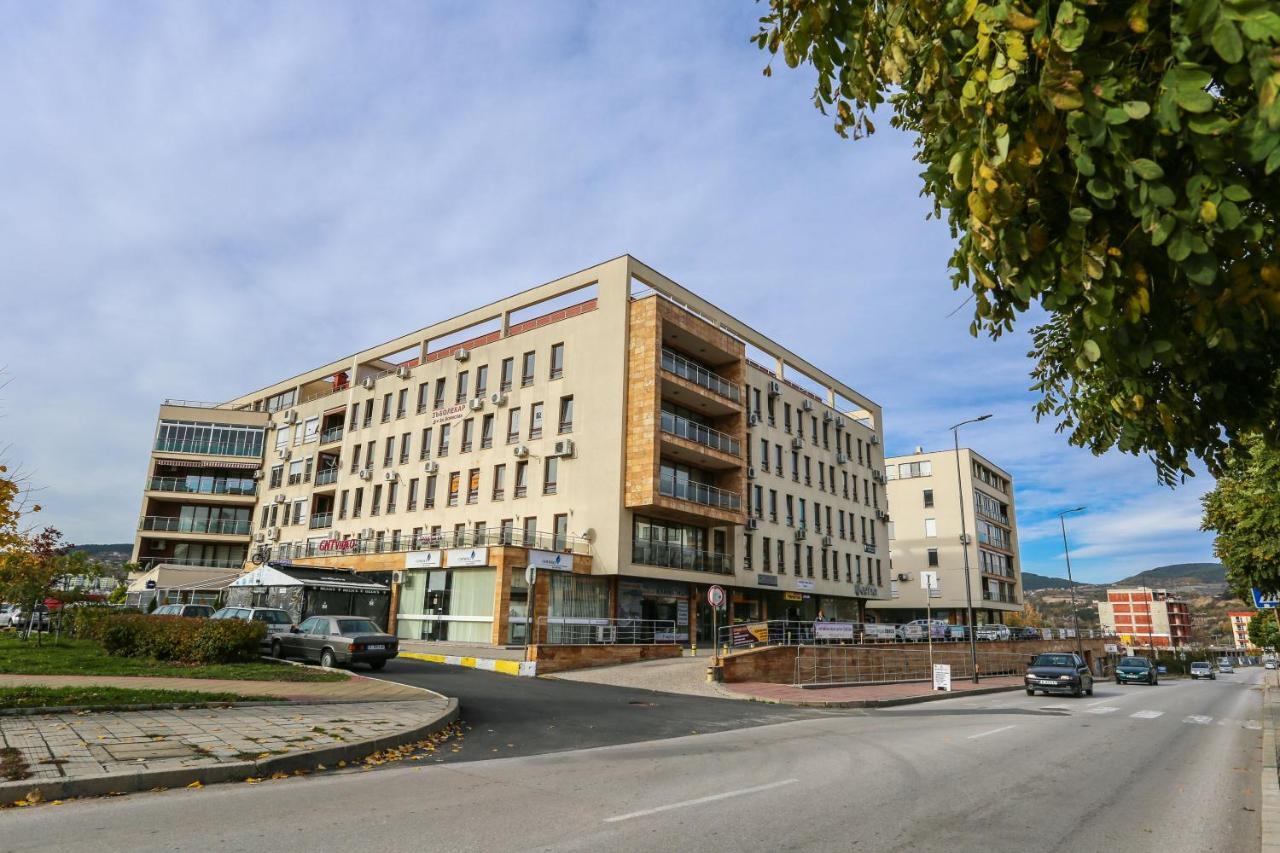 Студия И Стаи За Гости -Жк Пентагон Kurdzhali Exterior photo